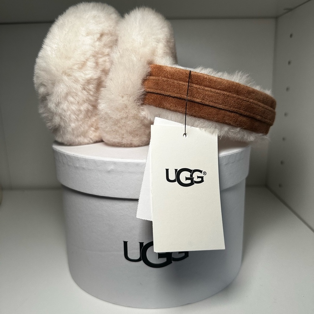NWT UGG ear muffs